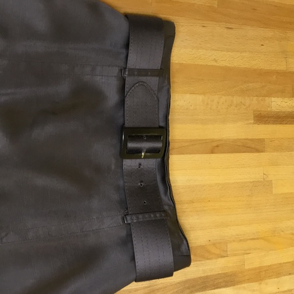 Brown satin skirt - Picture 2 of 4